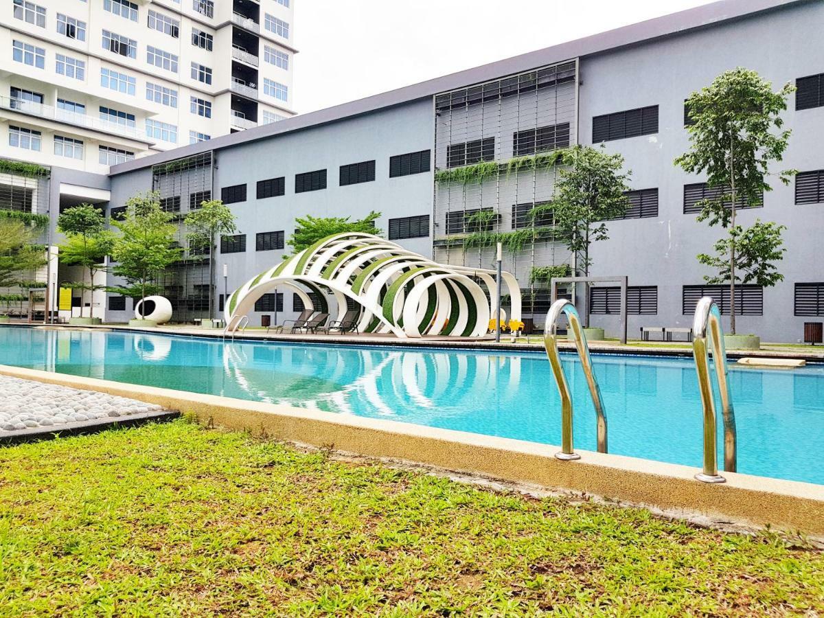 No.5 The Mint @ Puchong Center Near Ioi Mall Exteriér fotografie